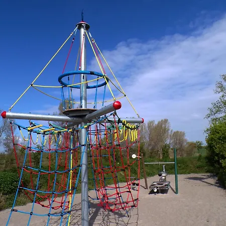 Reetdorf Geltinger Birk Kuenstlerkate Sandkoppel * Nieby (Nieby, Schleswig-Flensburg)